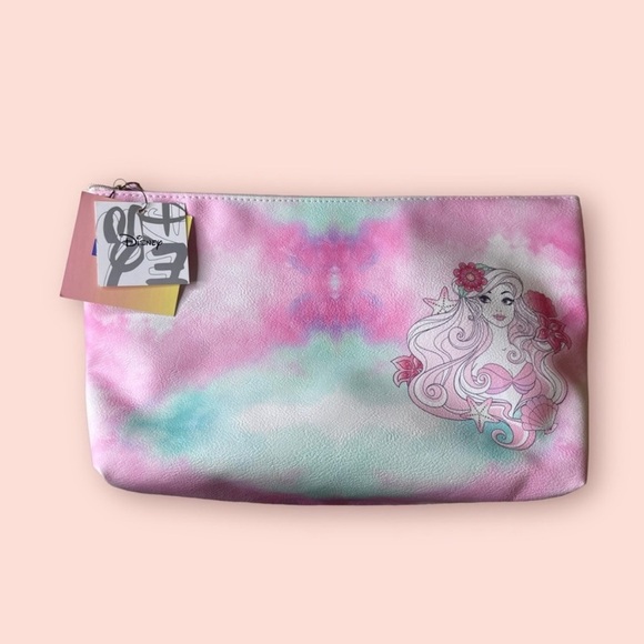 NWT Disney’s The Little Mermaid Travel Bag - Danielle Nicole - Picture 2 of 7